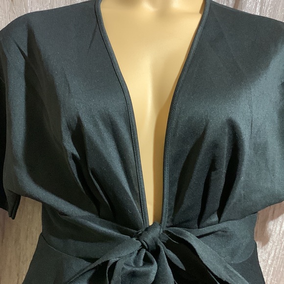 Shein Top Open Cardigan Short Sleeve Ties in the Front Size 12 Black Stretchy - Picture 3 of 14